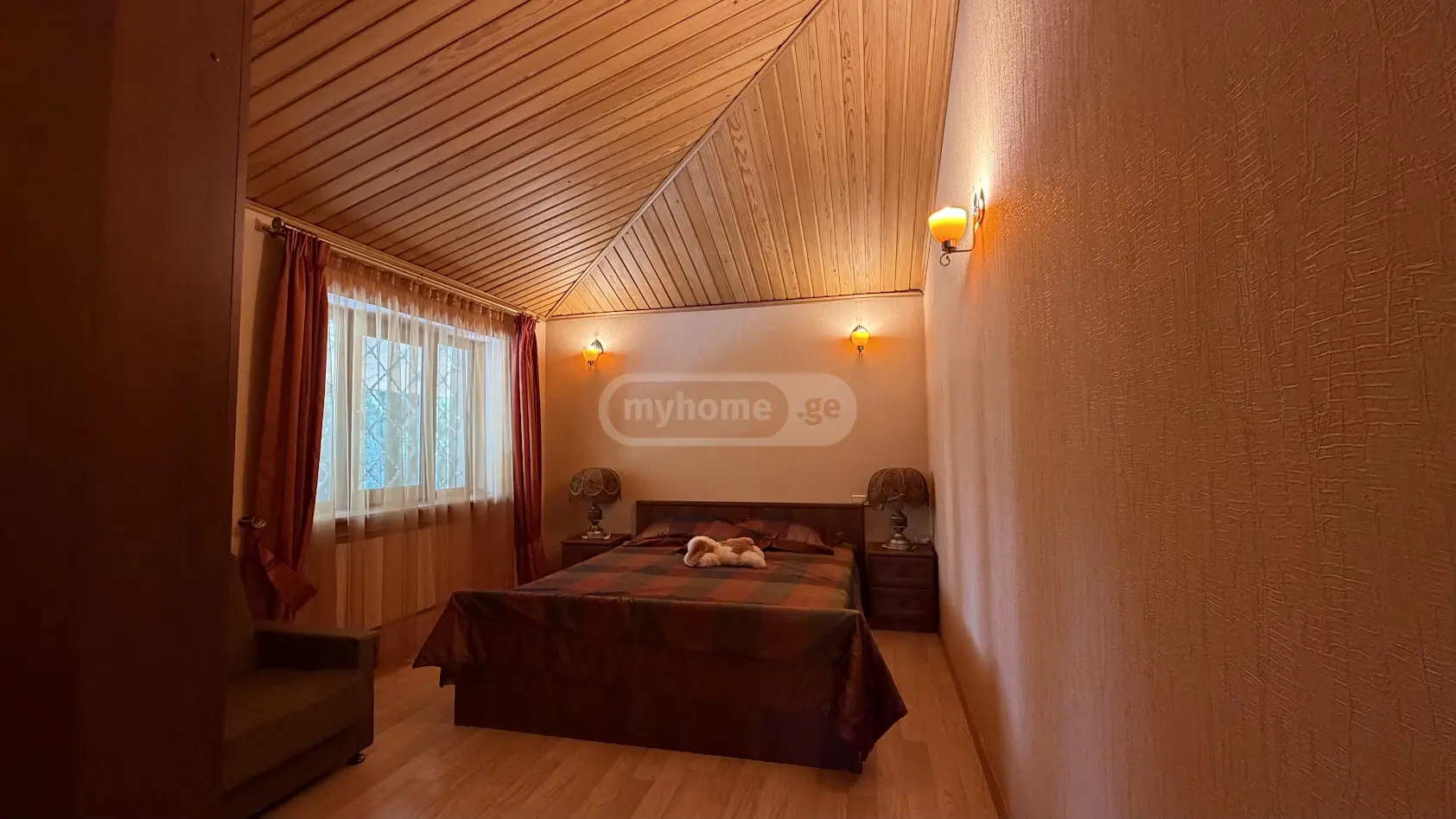 7 Room Private House For Sale view 14