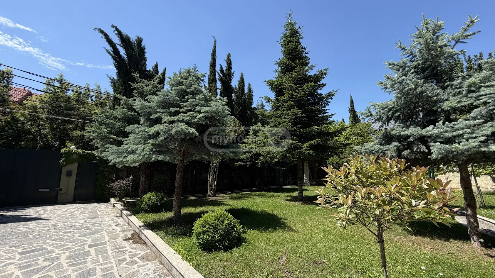 7 Room Private House For Sale view 5