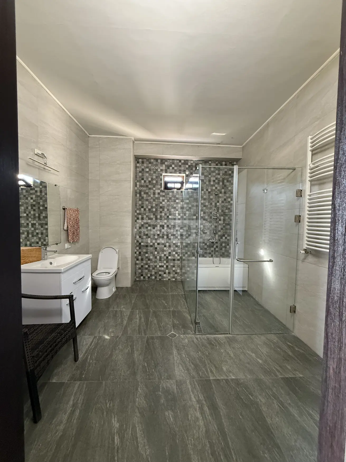 6 Room Private House For Sale view 16