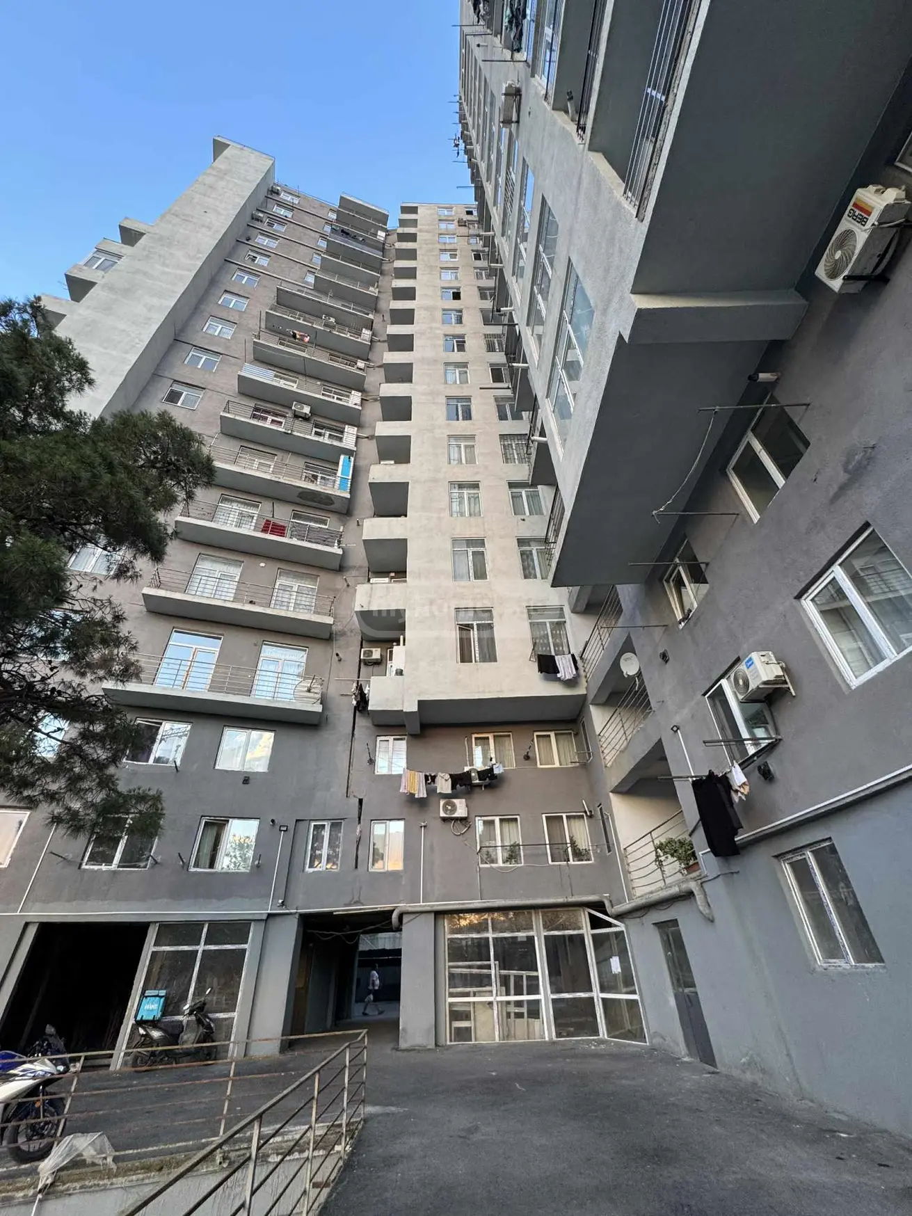 4 Room Apartment For Sale view 2