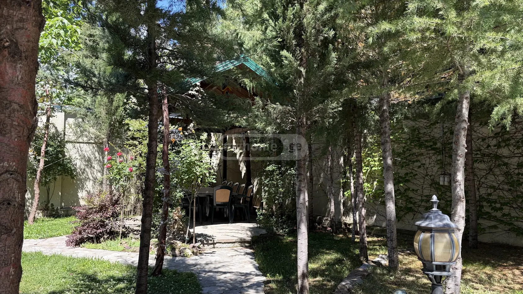 7 Room Private House For Sale view 3