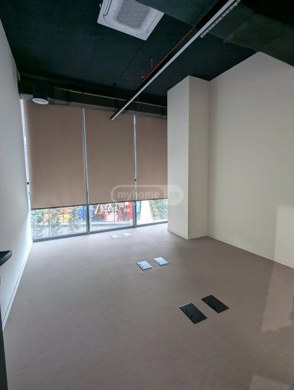 Office Commercial Area For Rent In Vake view 3