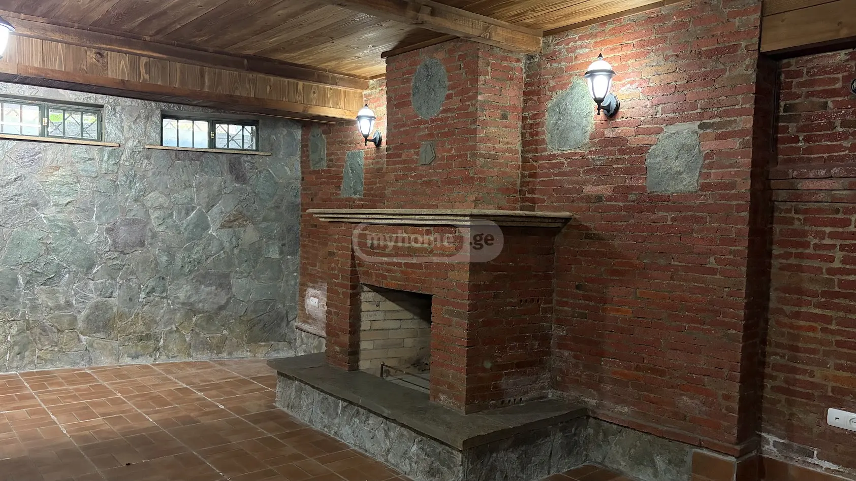7 Room Private House For Sale view 16