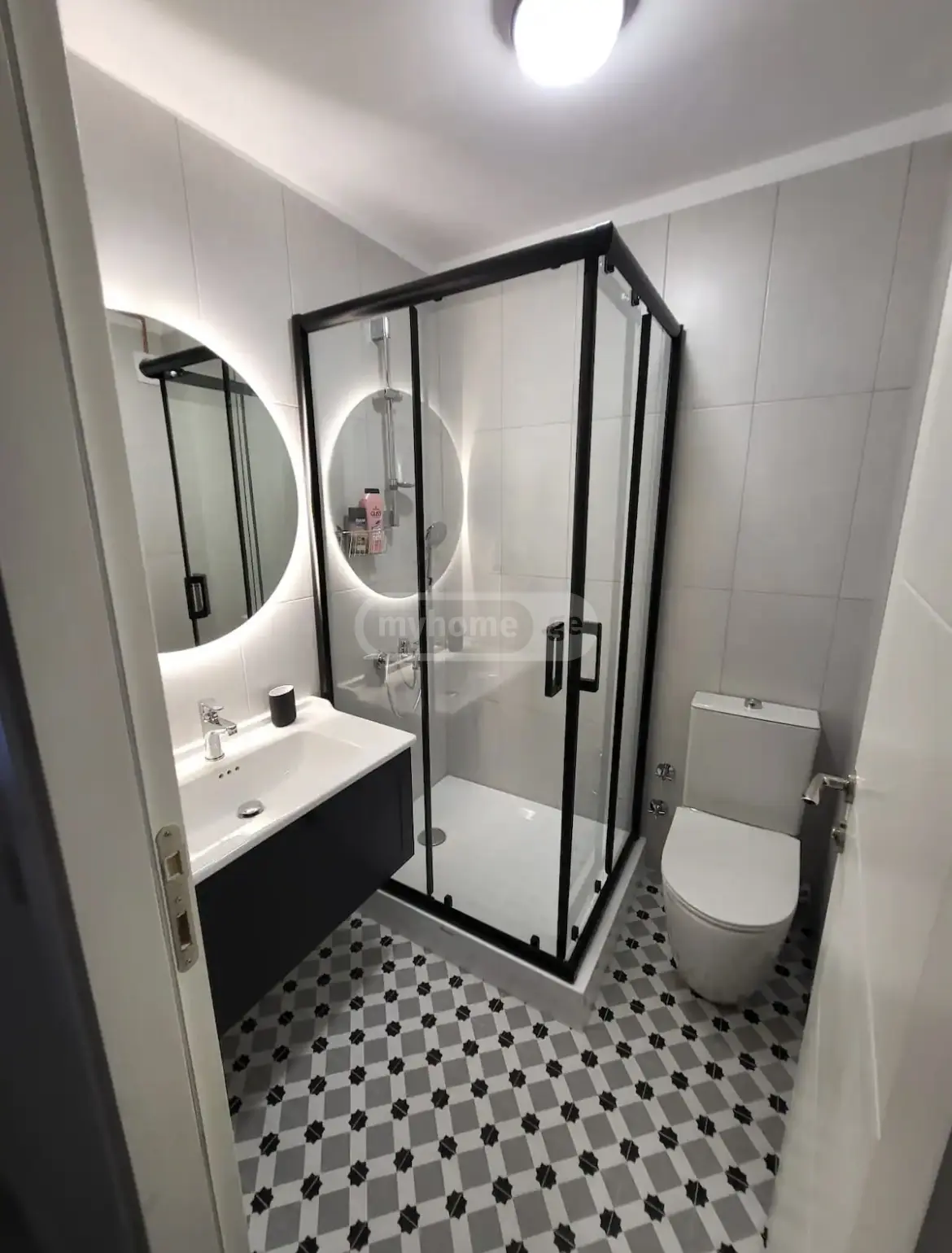 3 Room Apartment Daily Rent In Didube view 5