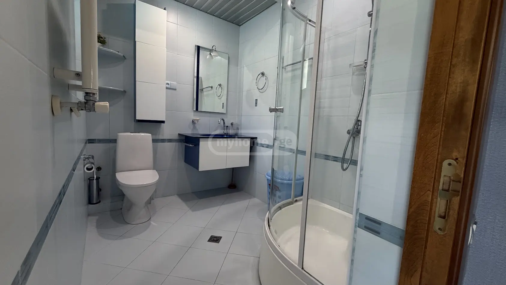7 Room Private House For Sale view 13