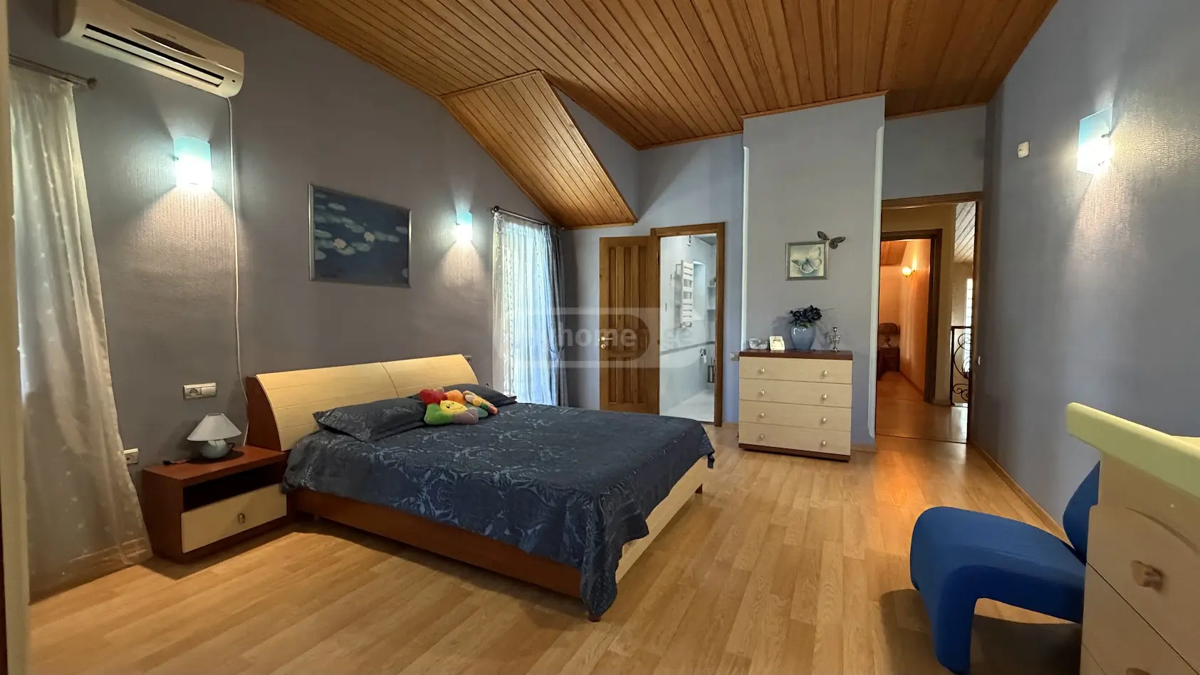 7 Room Private House For Sale view 12