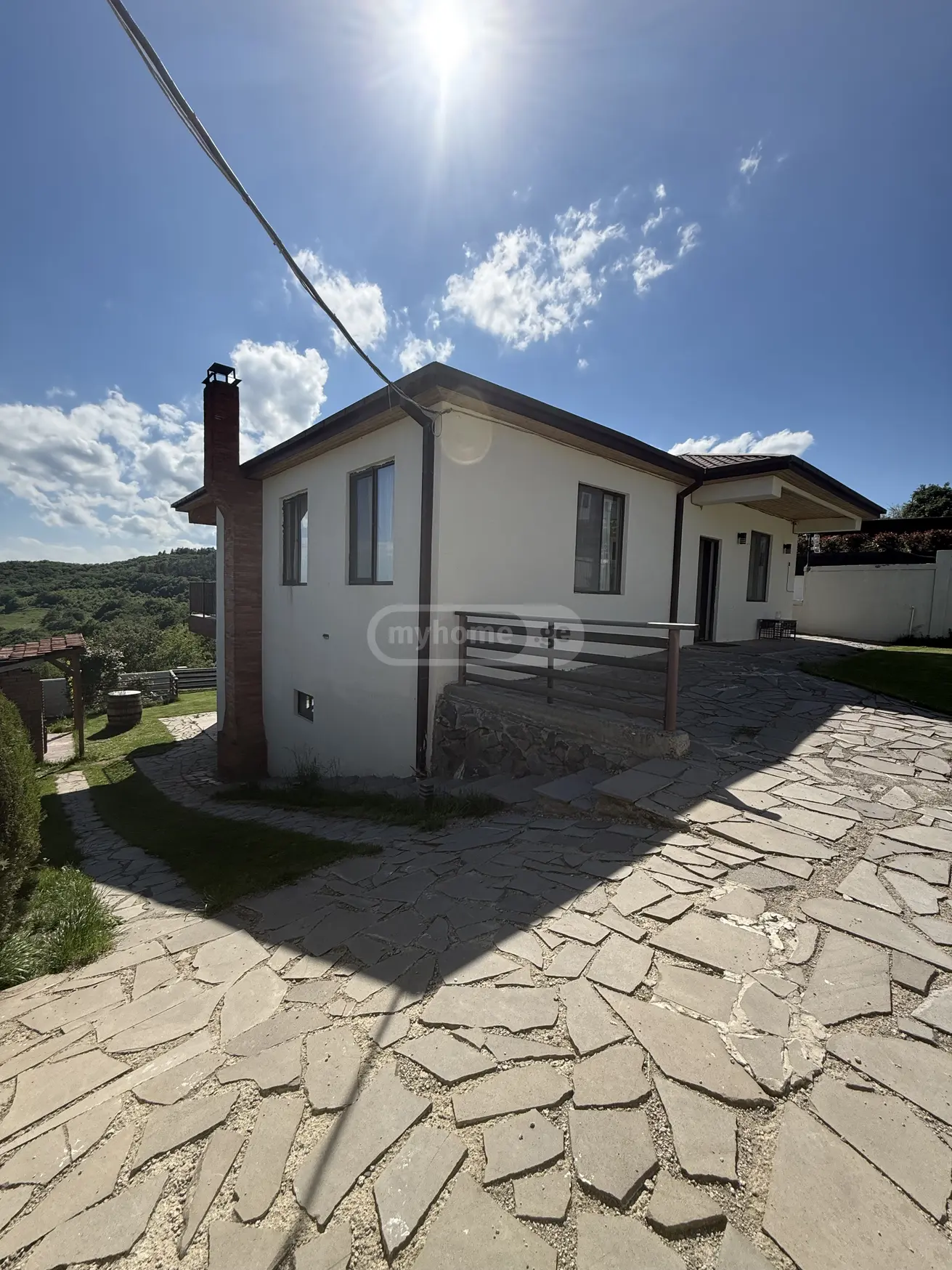 6 Room Private House For Sale view 2