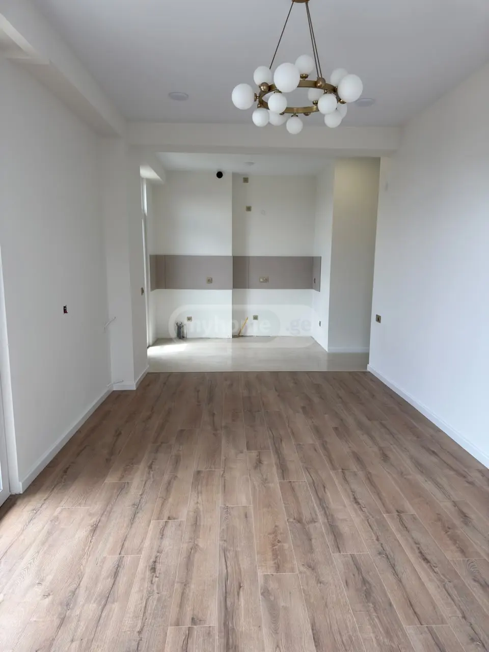3 Room Apartment For Sale view 5