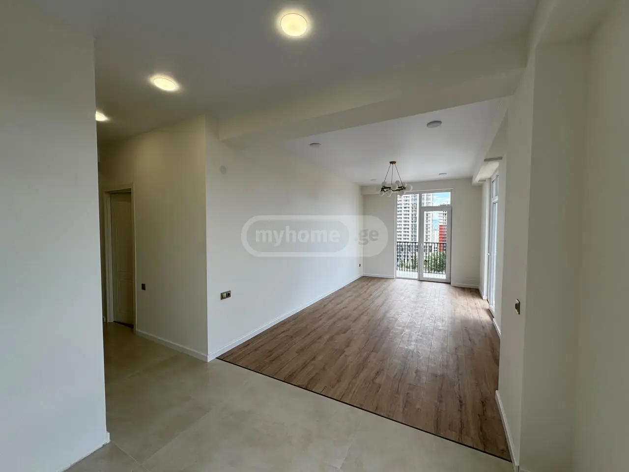 3 Room Apartment For Sale view 2