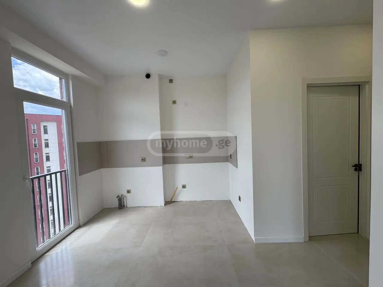 3 Room Apartment For Sale view 4