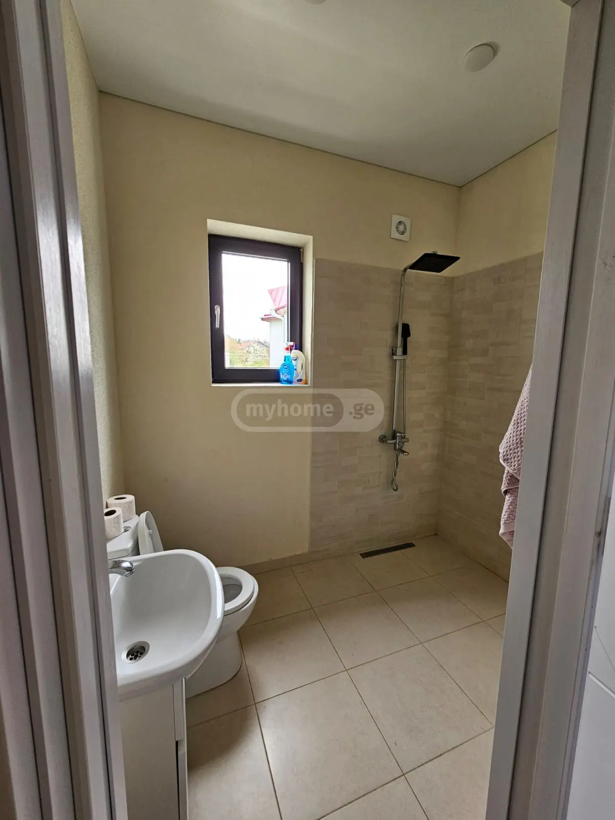 4 Room Private House For Rent In Kojori view 4