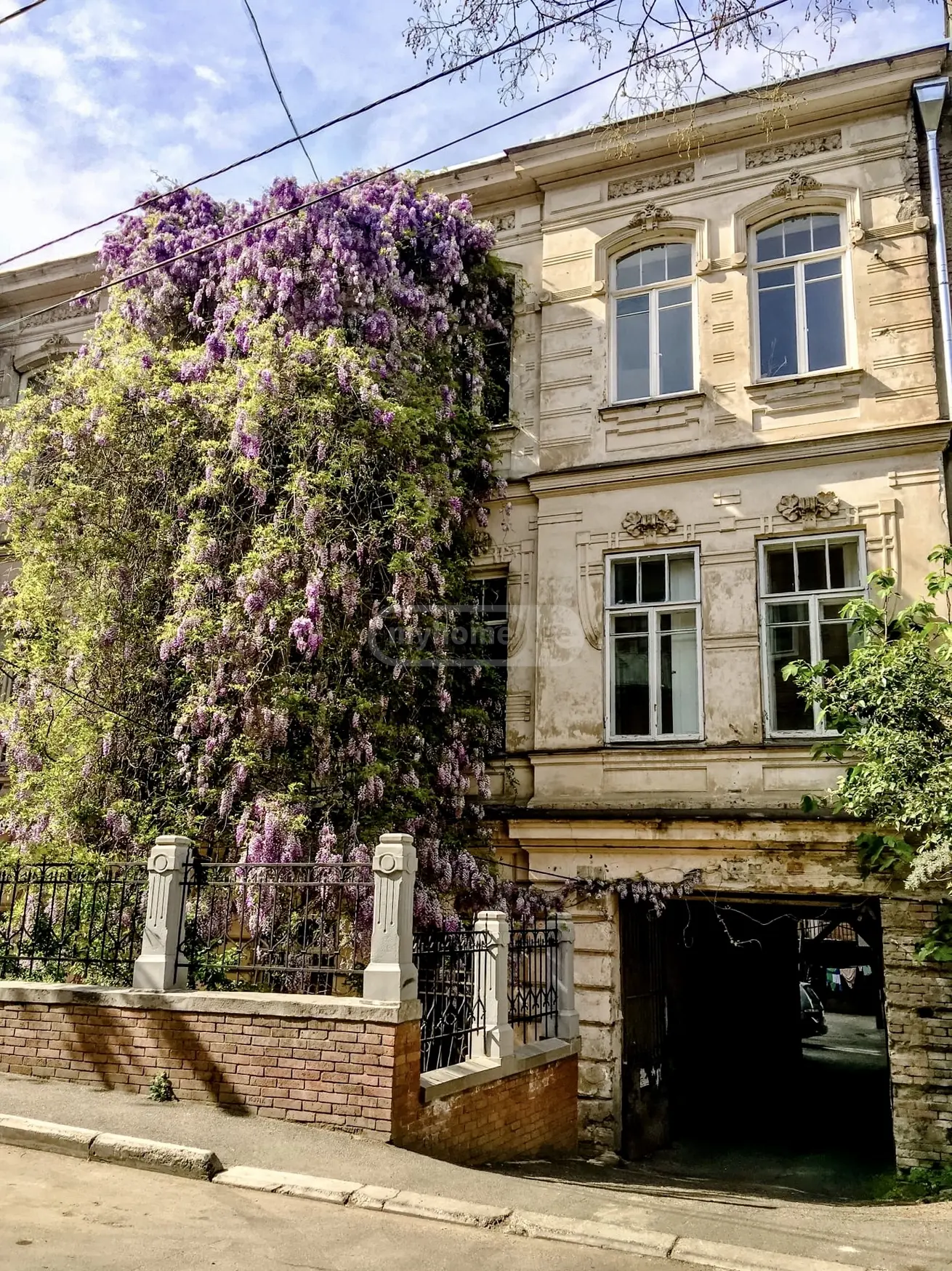 3 Room Apartment For Sale view 2