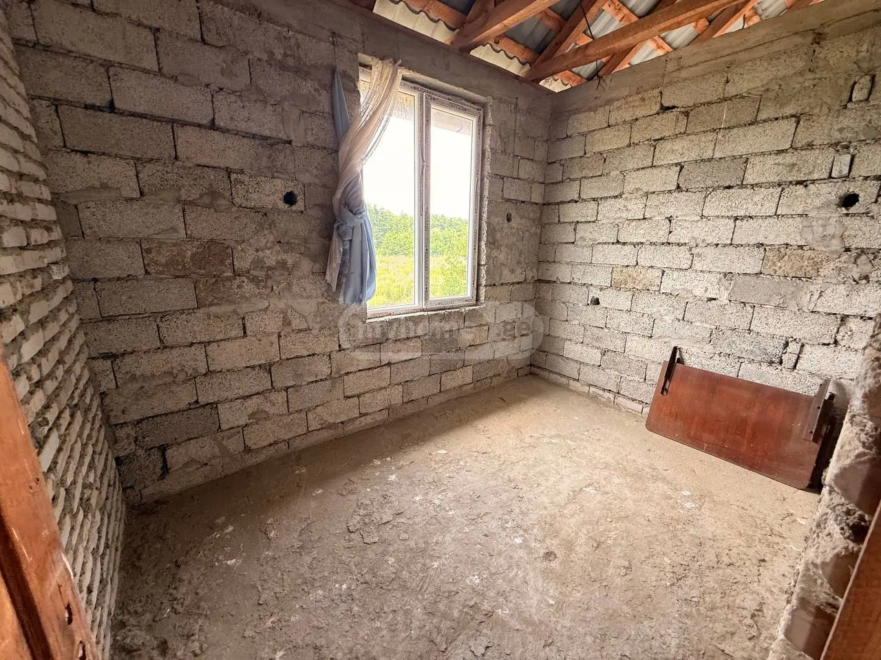 6 Room Private House For Sale view 7
