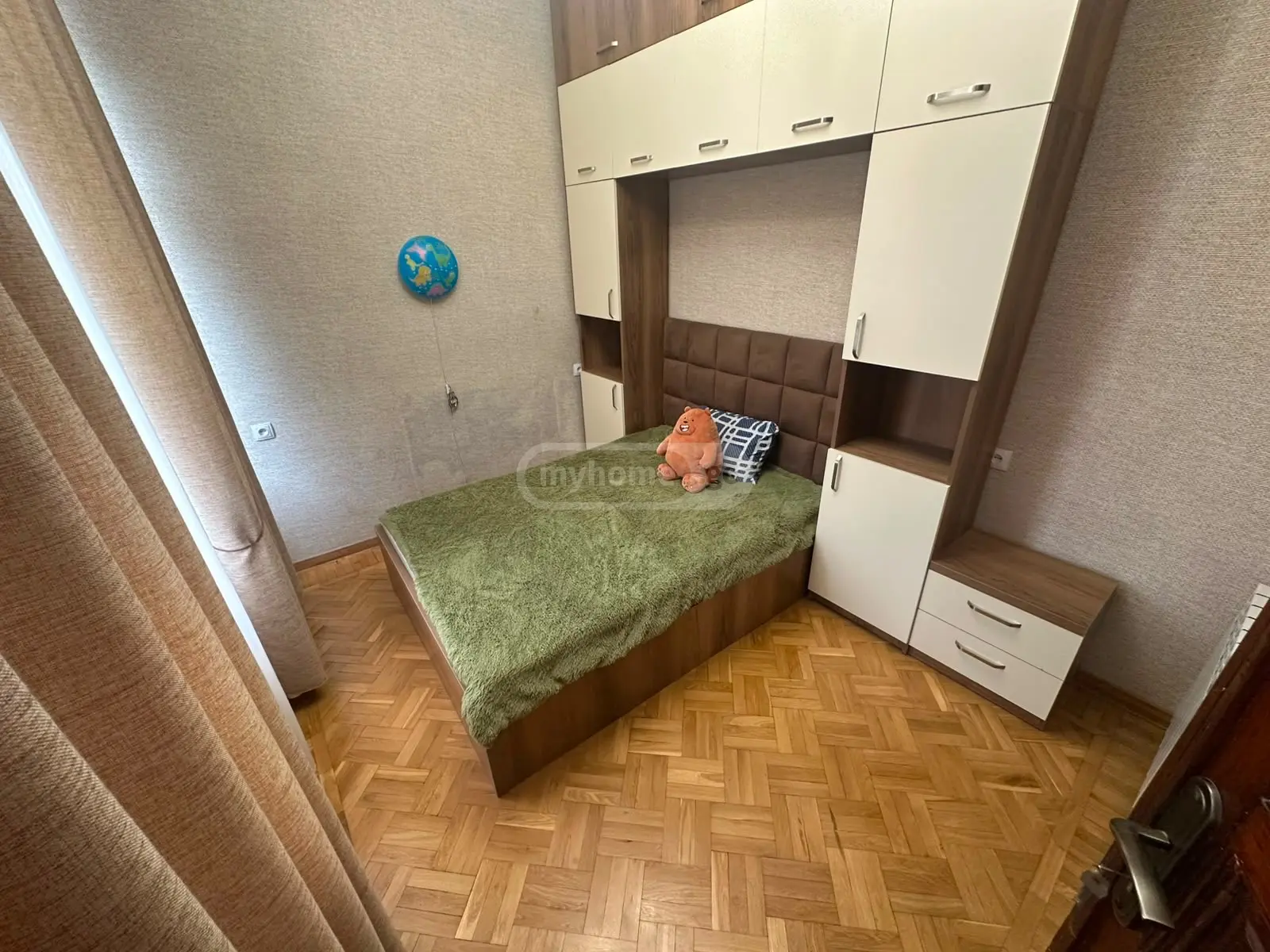 6 Room Private House For Sale view 13