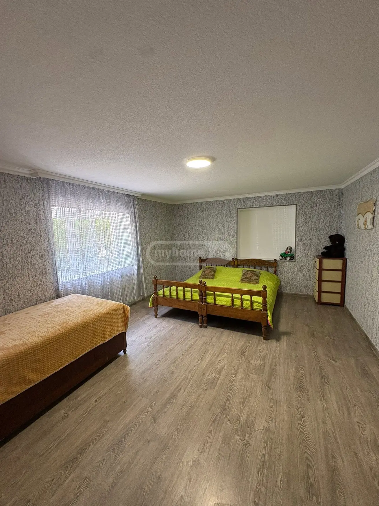 4 Room Private House For Sale view 2