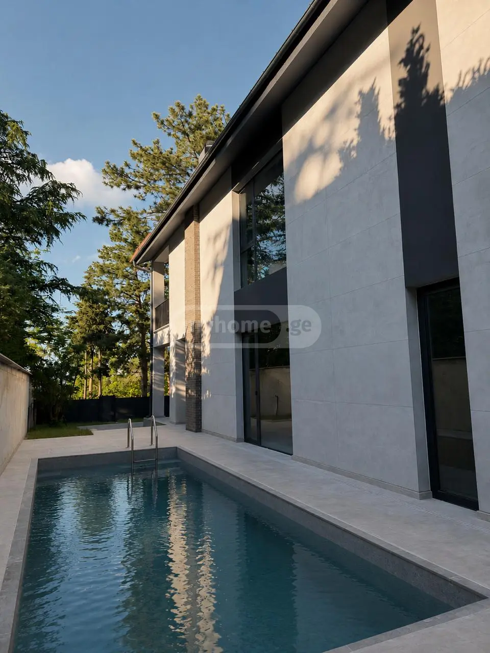 8 Room Private House For Sale view 6