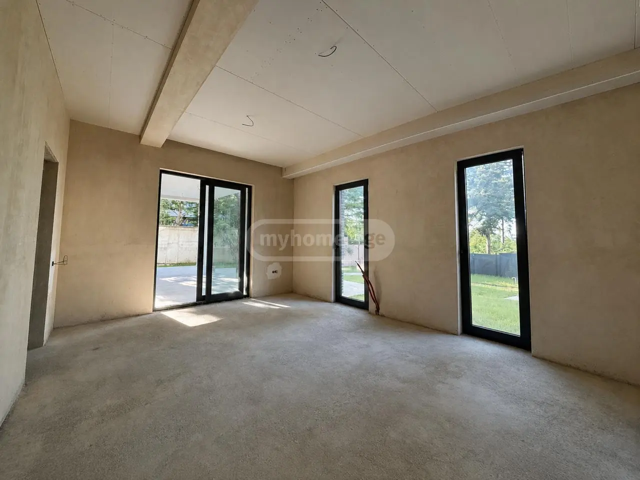 8 Room Private House For Sale view 10