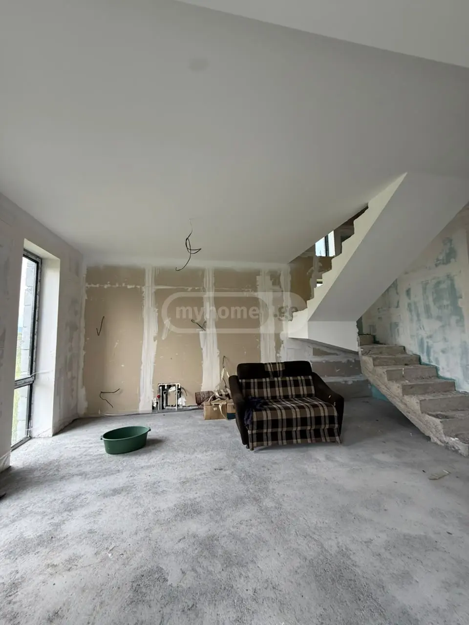 6 Room Apartment For Sale view 1
