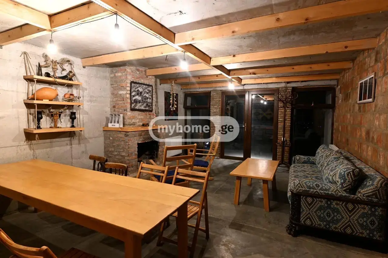 7 Room Private House For Rent In Sololaki view 14