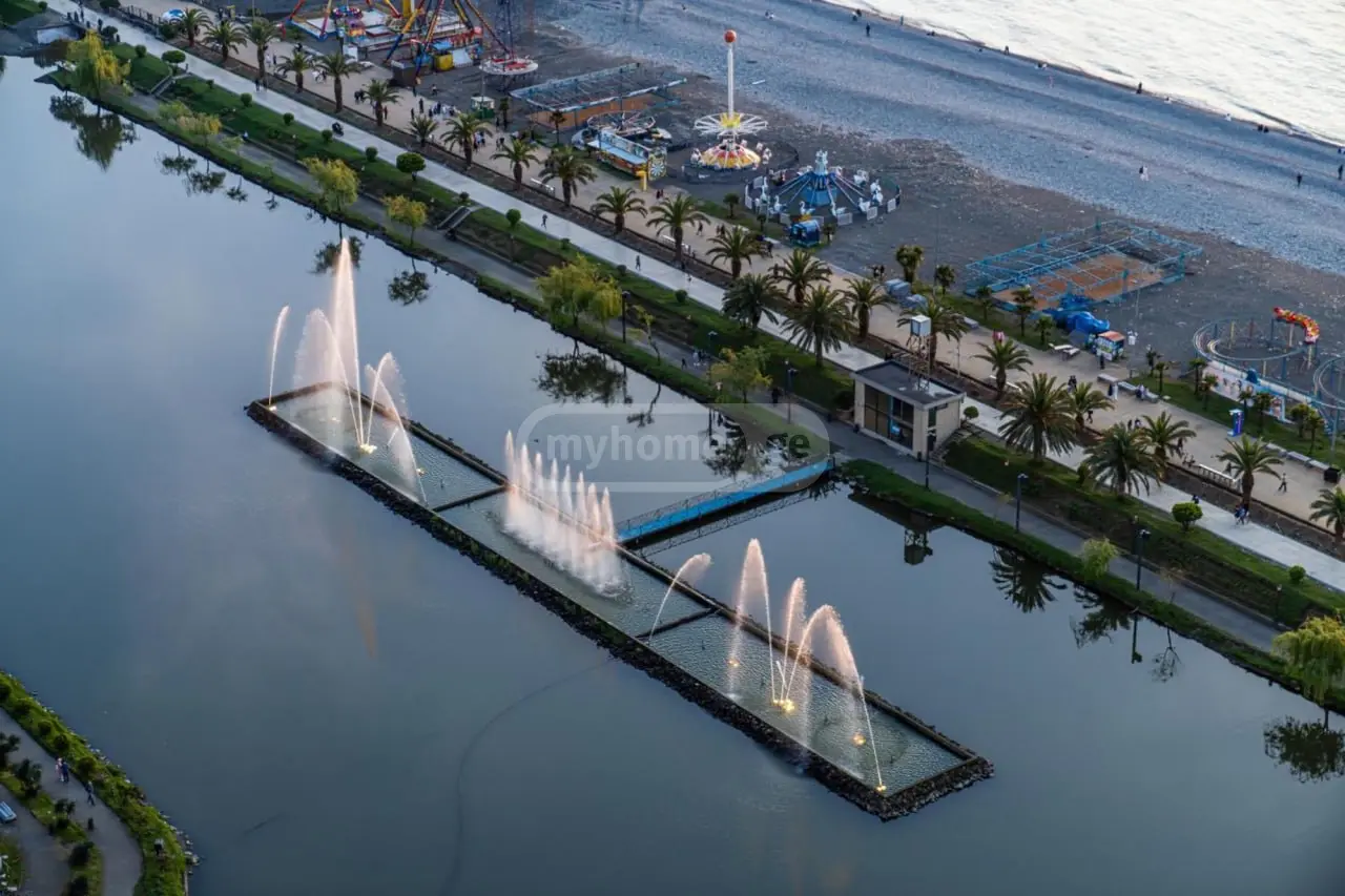 1 Room Hotel For Rent Khimshiashvilis Ubani, In Batumi view 13