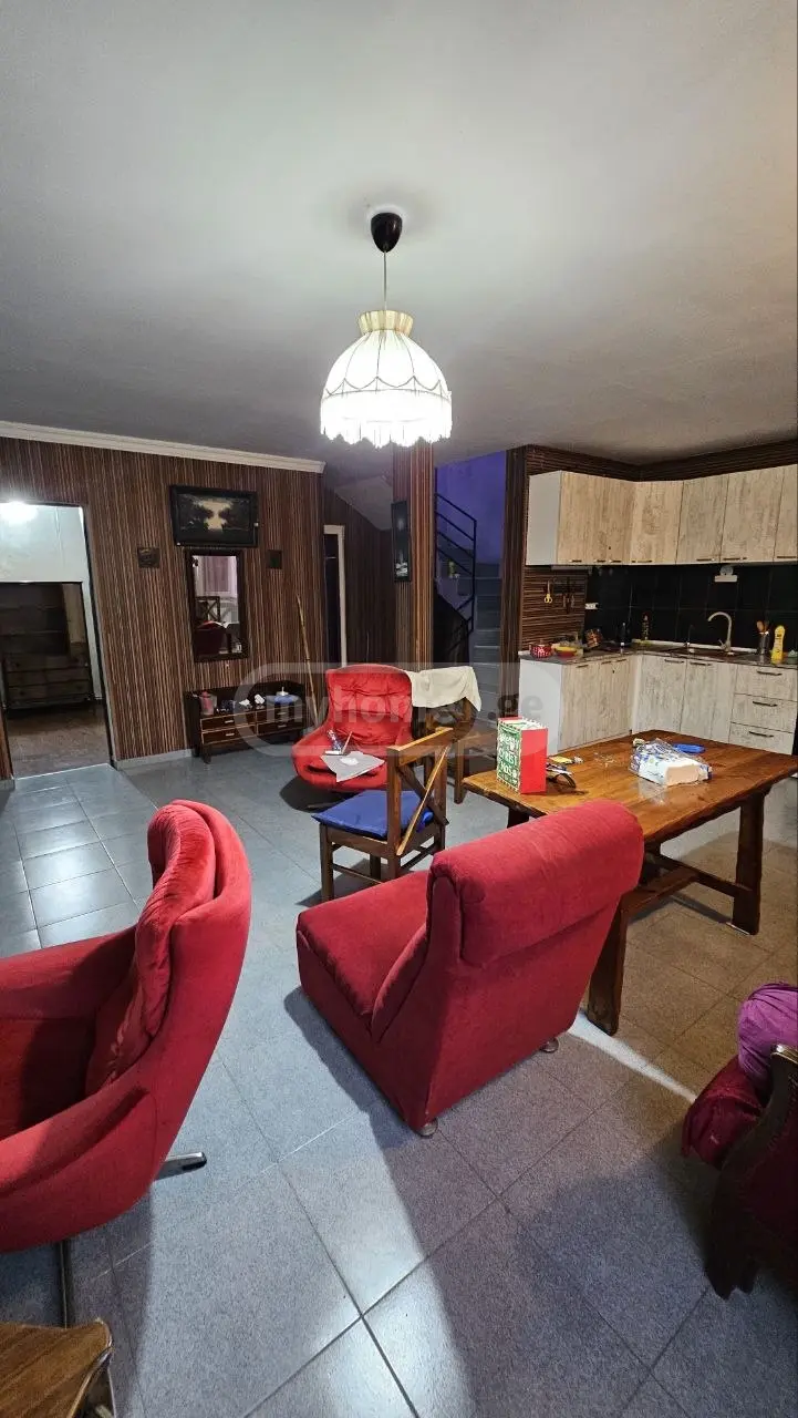 5 Room Private House For Sale view 9