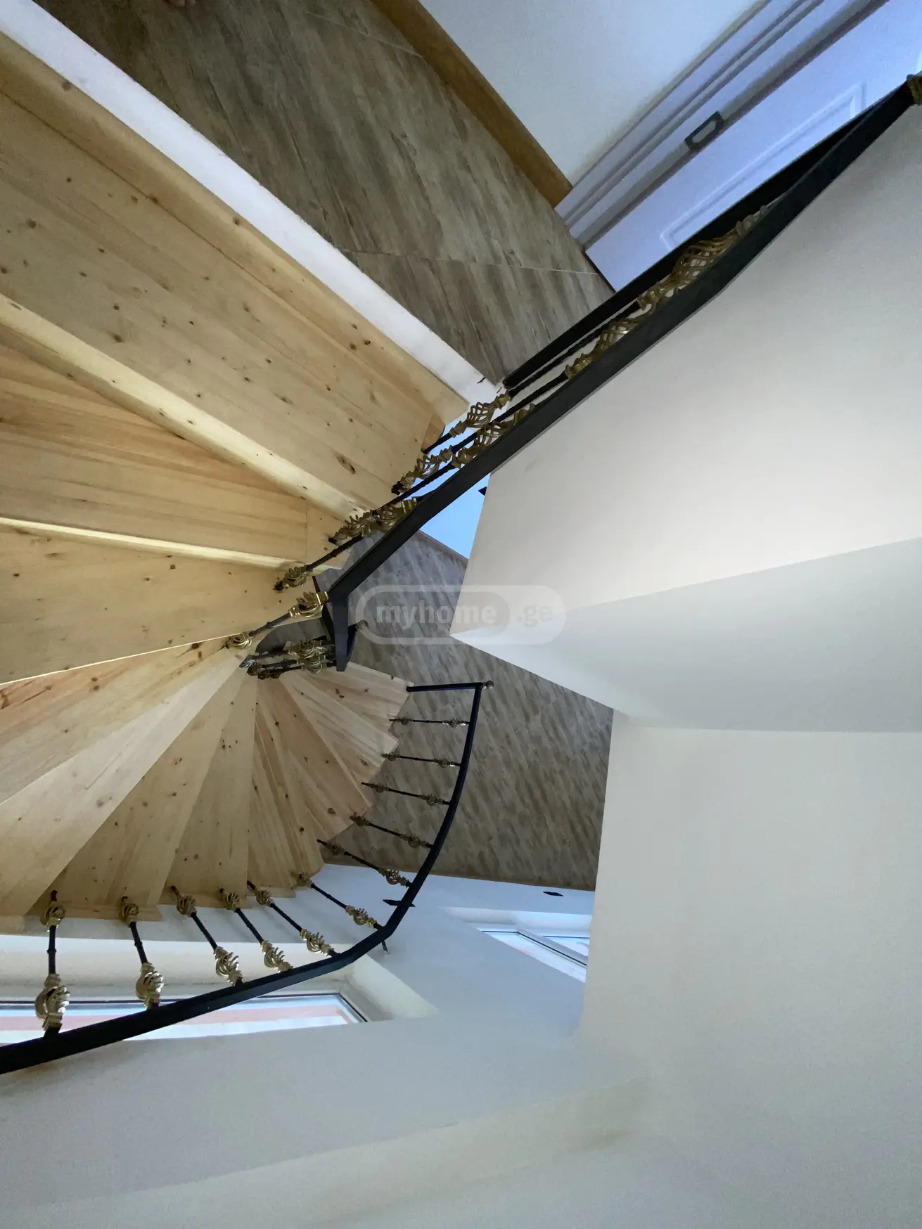 4 Room Private House For Sale view 15