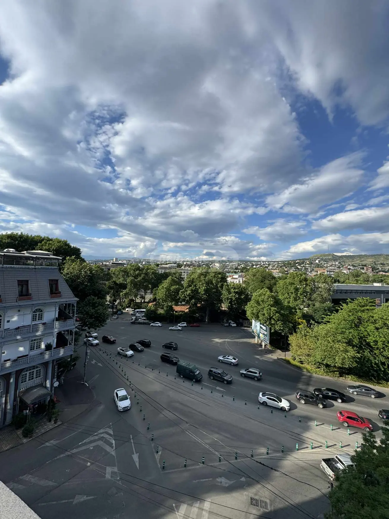 10+ Room Hotel For Sale In Vera view 8