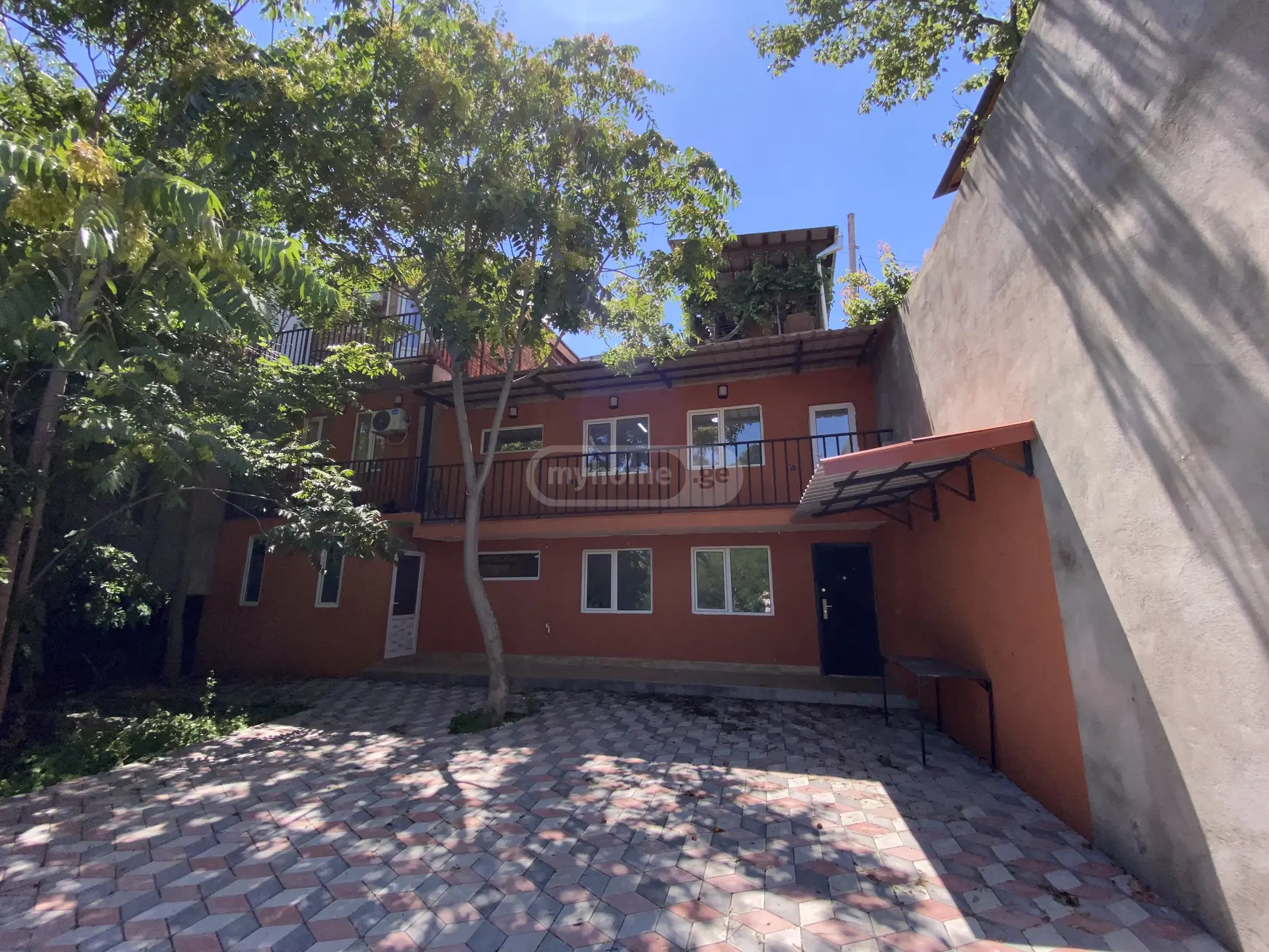 4 Room Private House For Sale view 1
