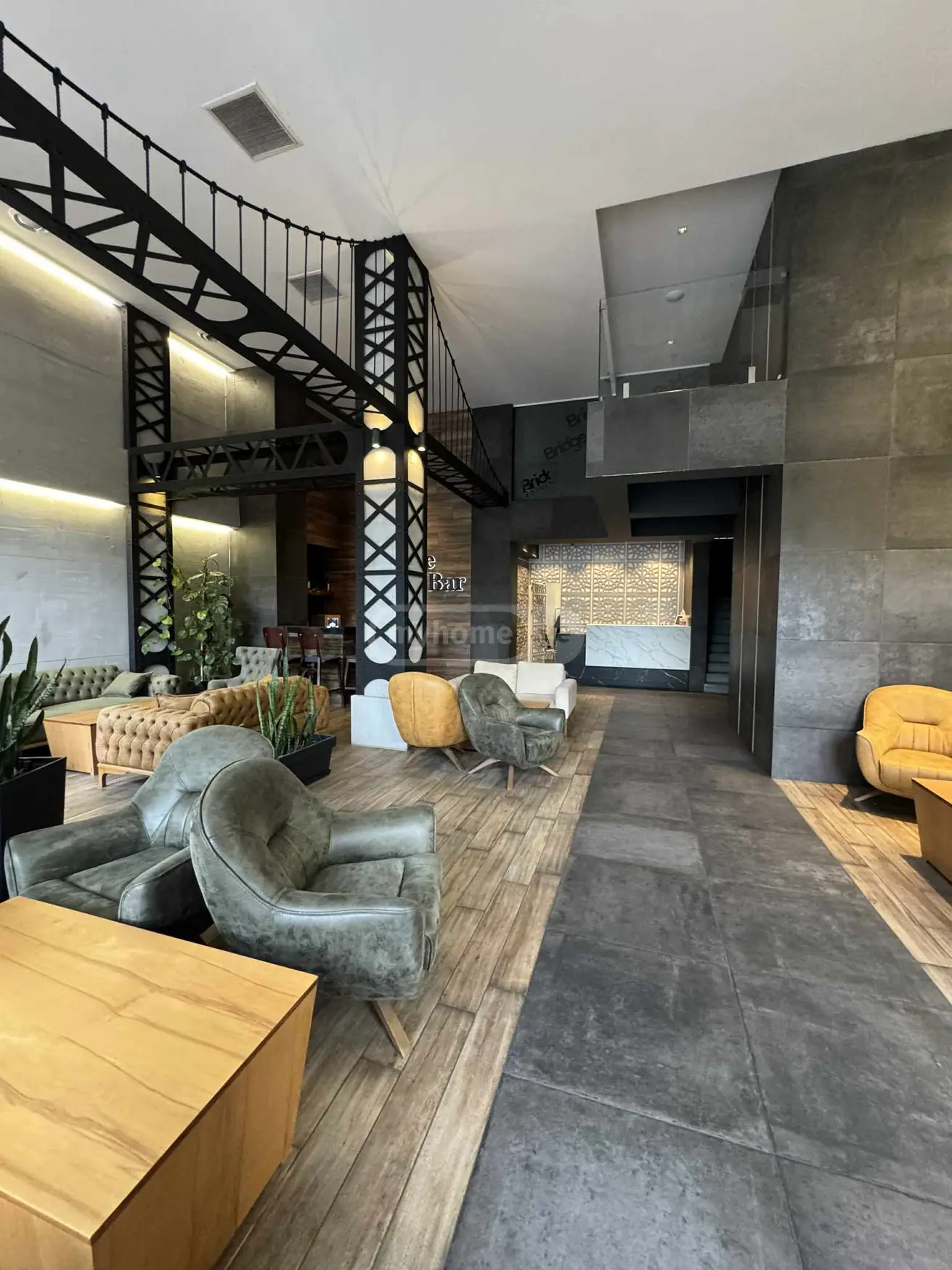 10+ Room Hotel For Sale In Vera view 4