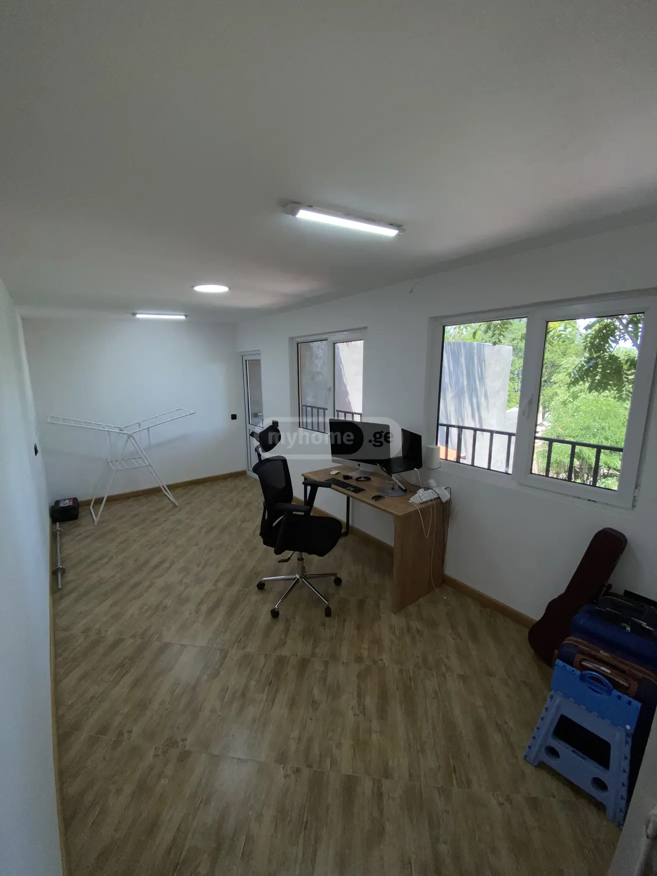 4 Room Private House For Sale view 13