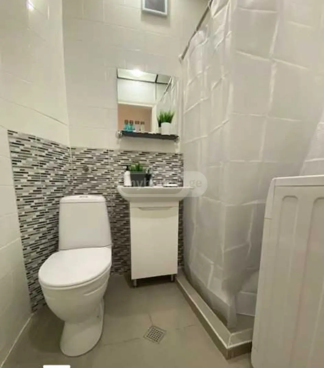 Office Commercial Area For Sale In Ortachala view 10