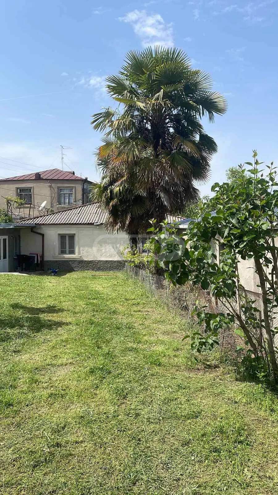 6 Room Private House For Sale view 1