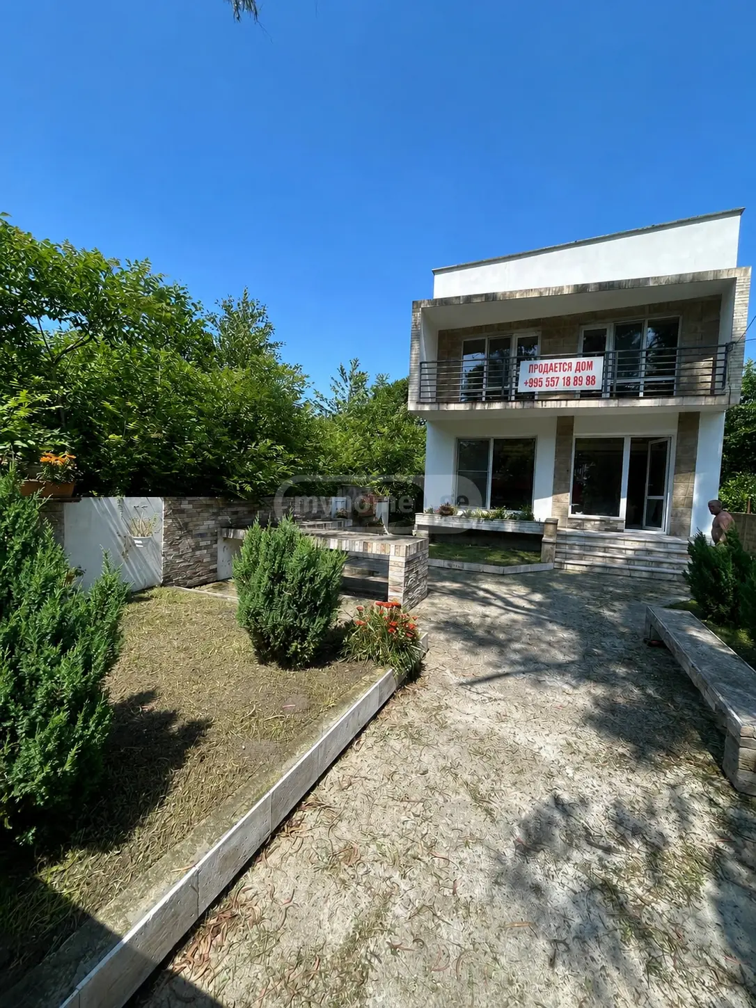 4 Room Private House For Sale view 1