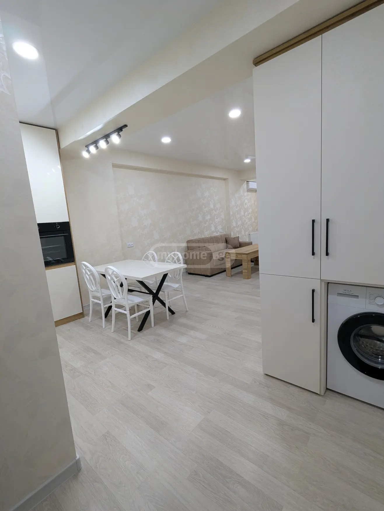 3 Room Apartment Daily Rent In Didi Digomi view 3