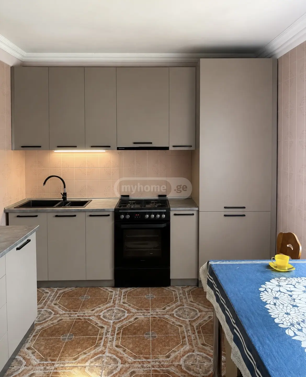 5 Room Private House For Rent In Telavi view 3