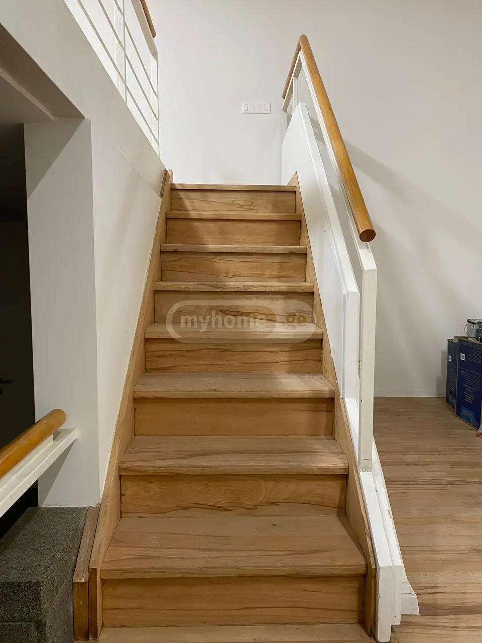 Office Commercial Area For Rent In Vera view 6