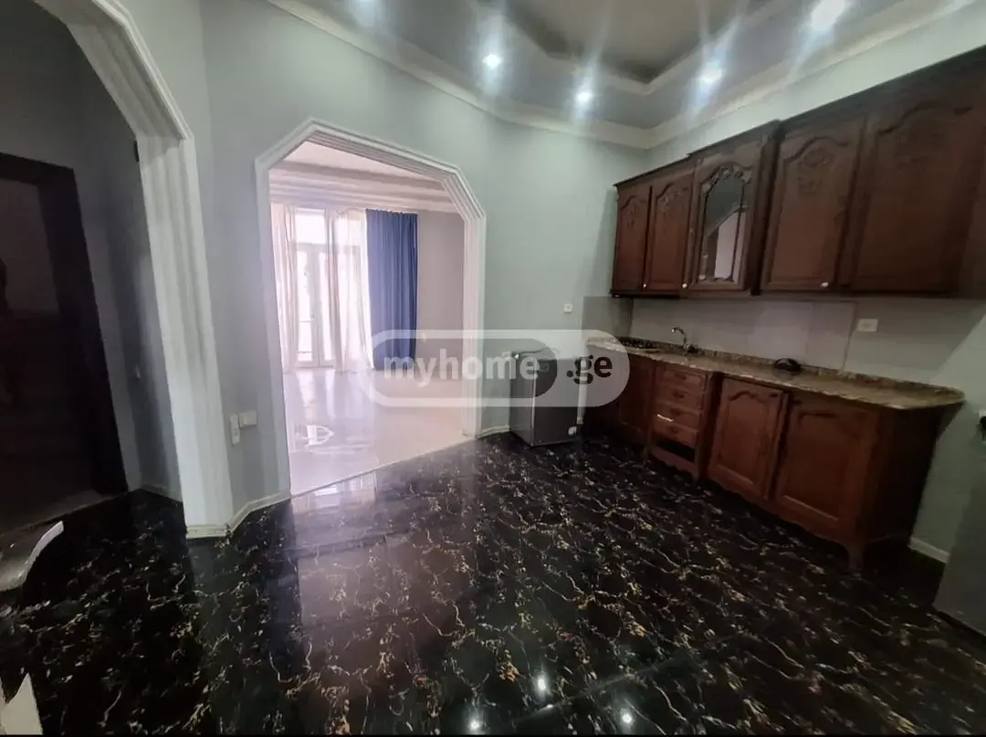 10+ Room Hotel For Rent Bagrationis Ubani, In Batumi view 4