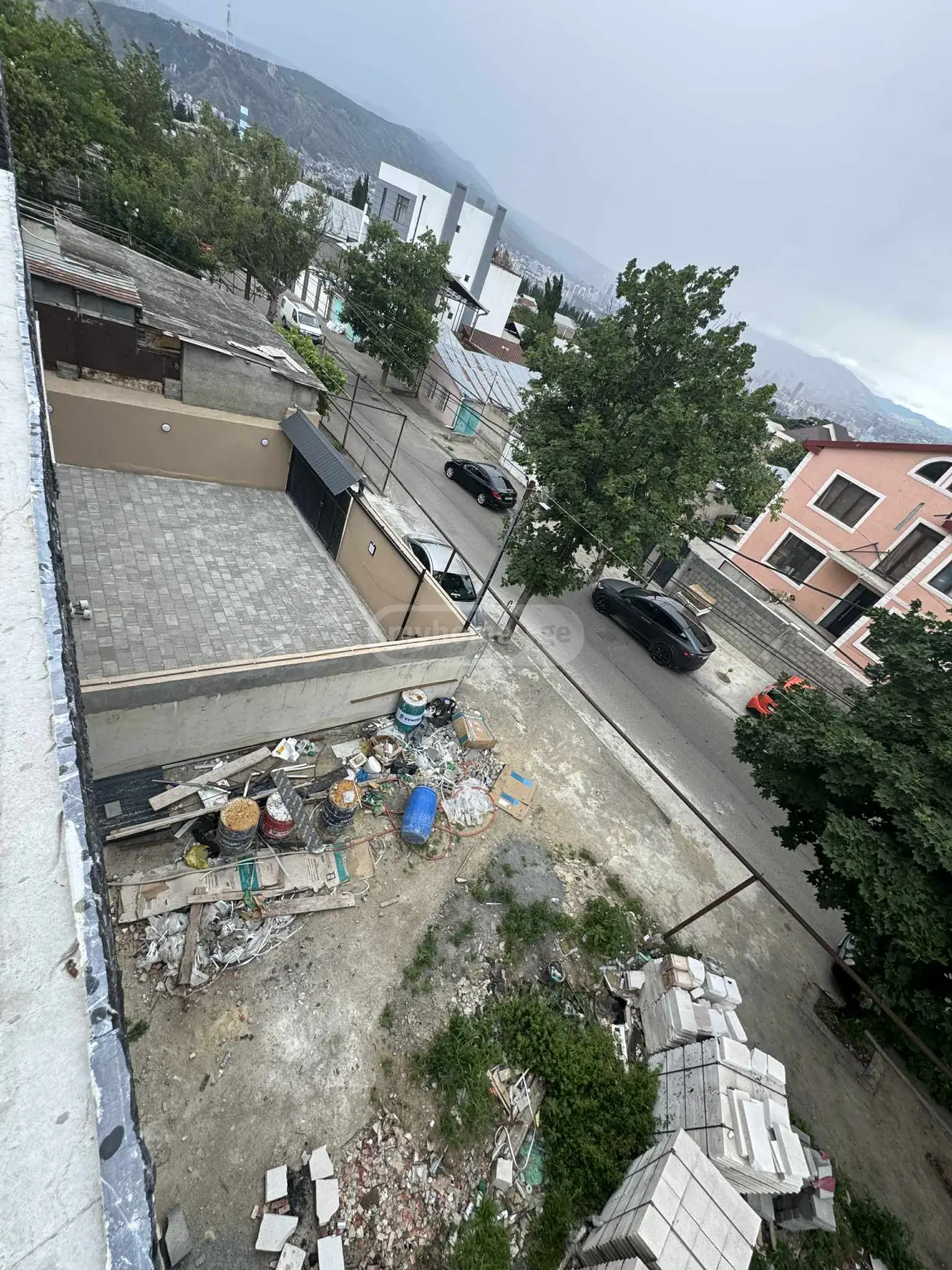 7 Room Private House For Sale view 2
