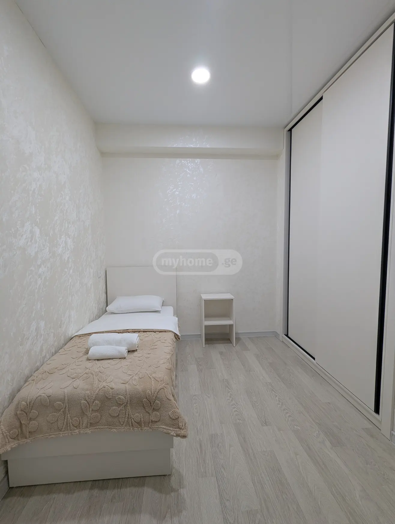 3 Room Apartment Daily Rent In Didi Digomi view 4