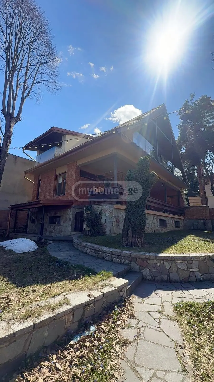 9 Room Private House For Sale view 4