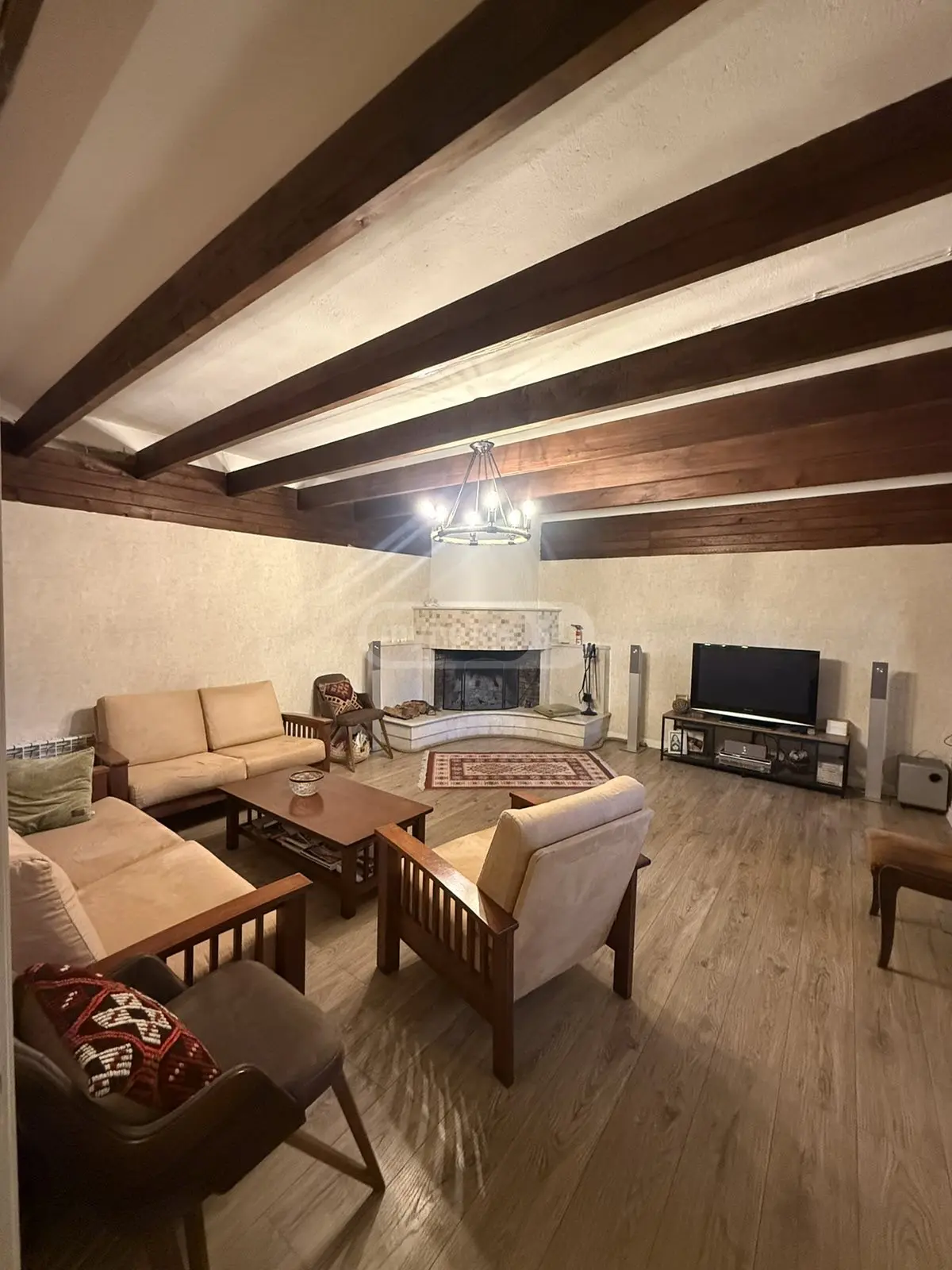 9 Room Private House For Sale view 16