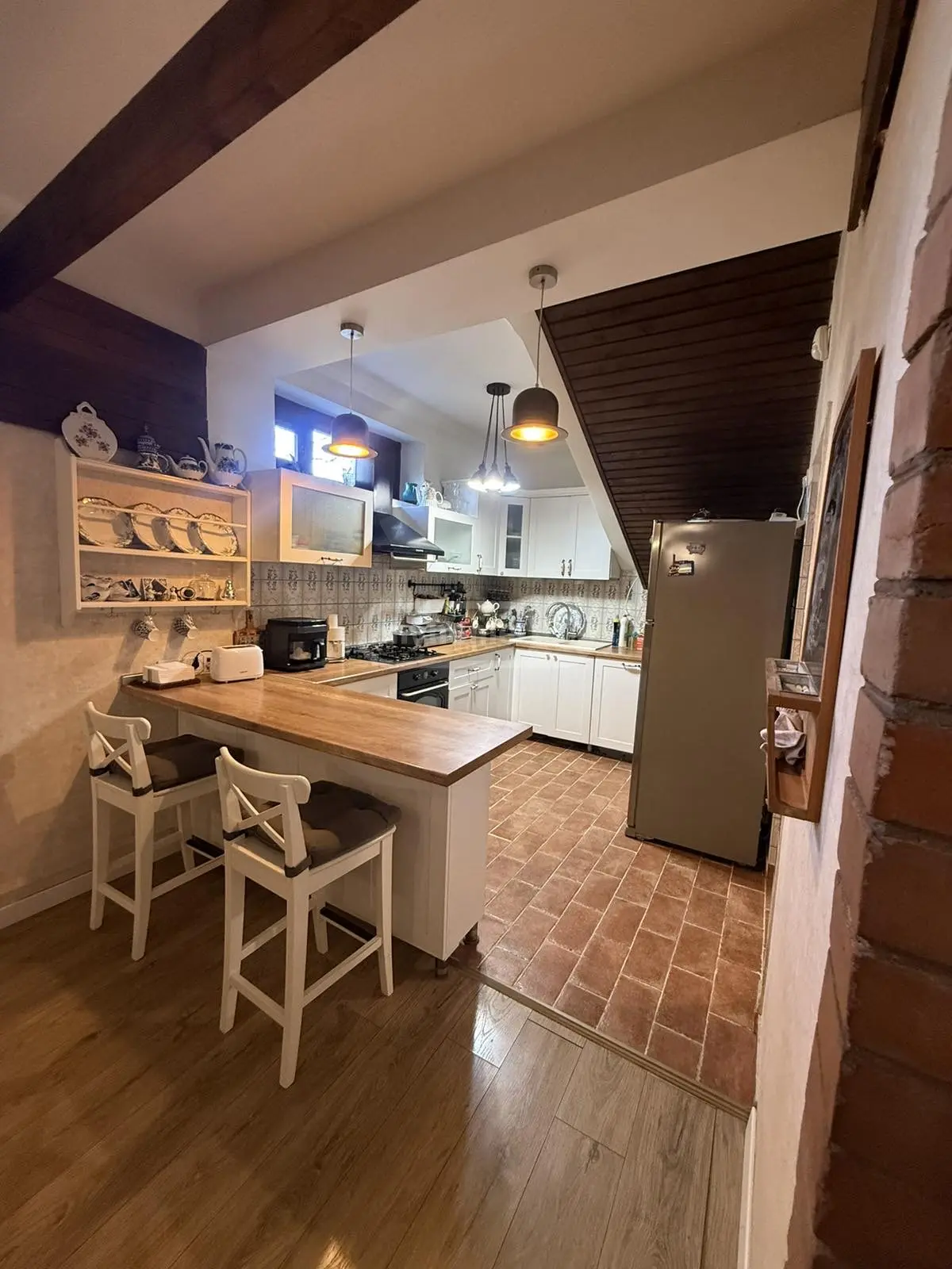 9 Room Private House For Sale view 15
