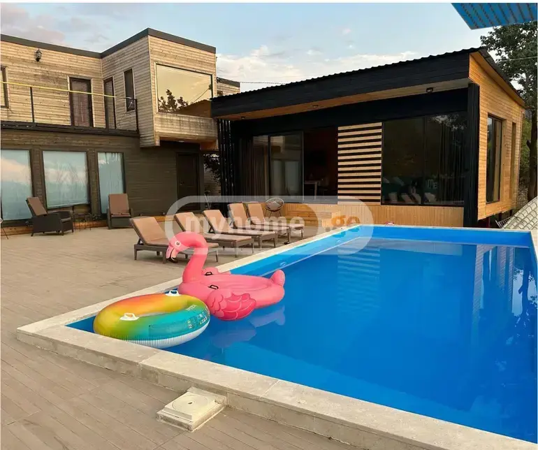 5 Room Country House For Sale view 2