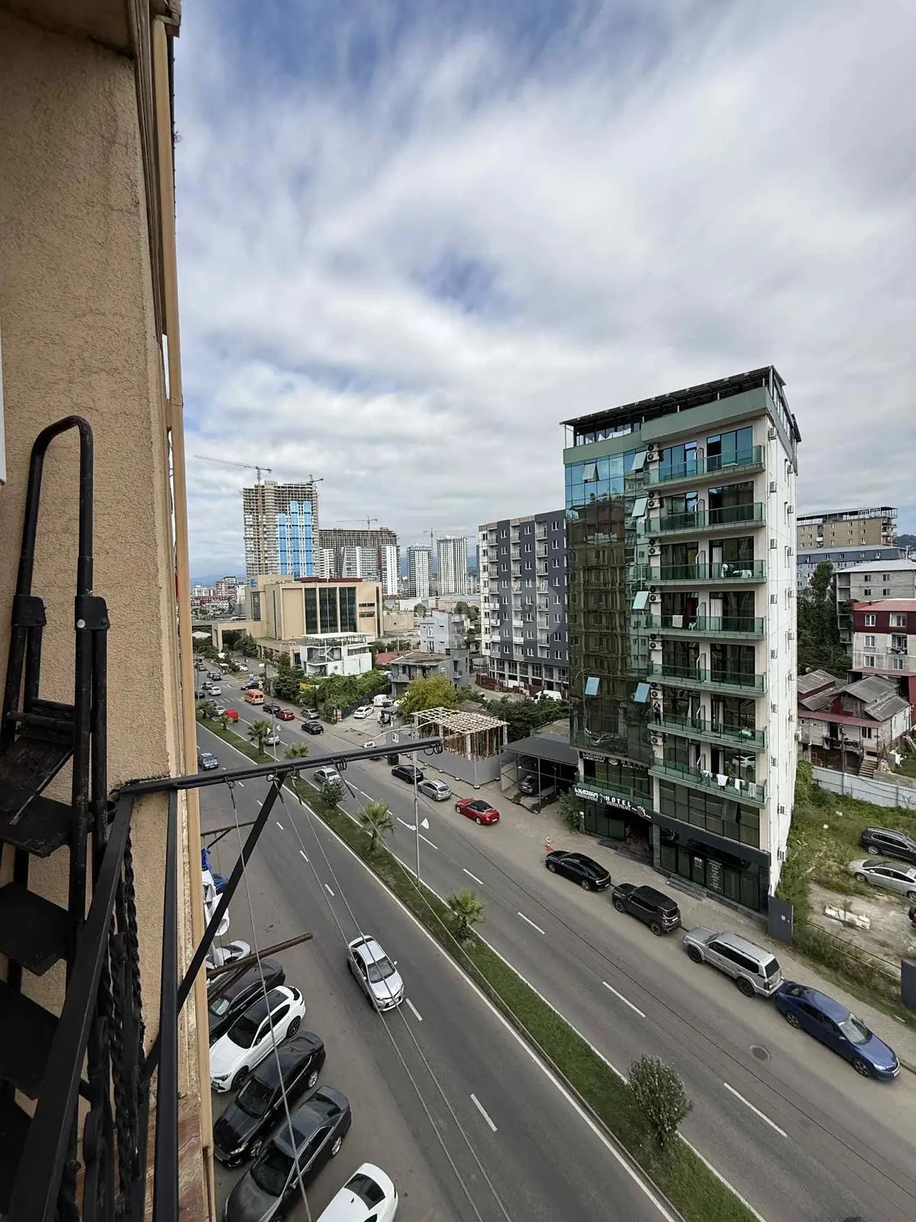 2 Room Apartment For Rent Bagrationis Ubani, In Batumi view 3