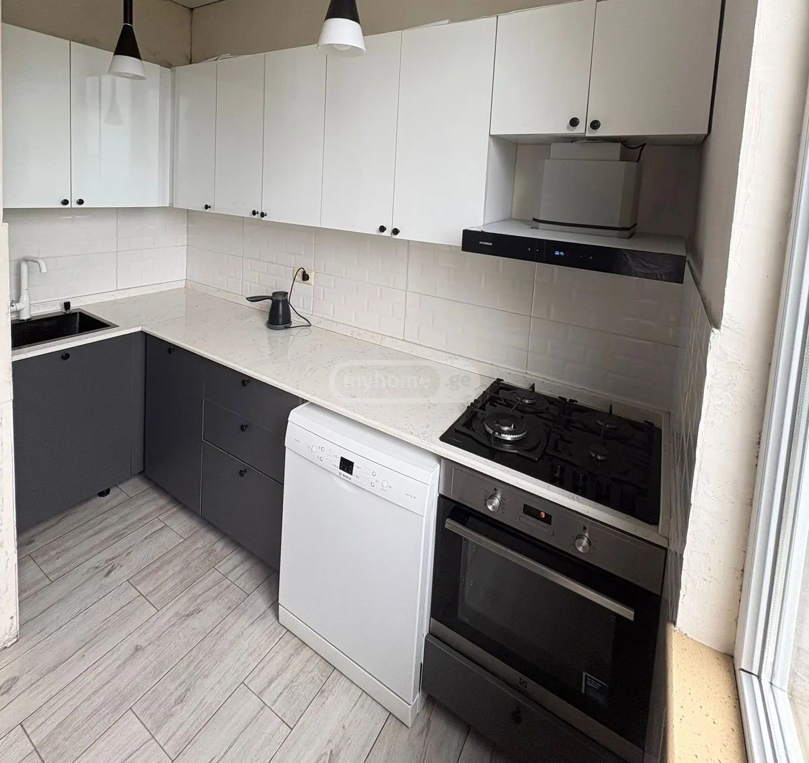 4 Room Apartment Daily Rent In Makhinjauri, In Batumi view 4