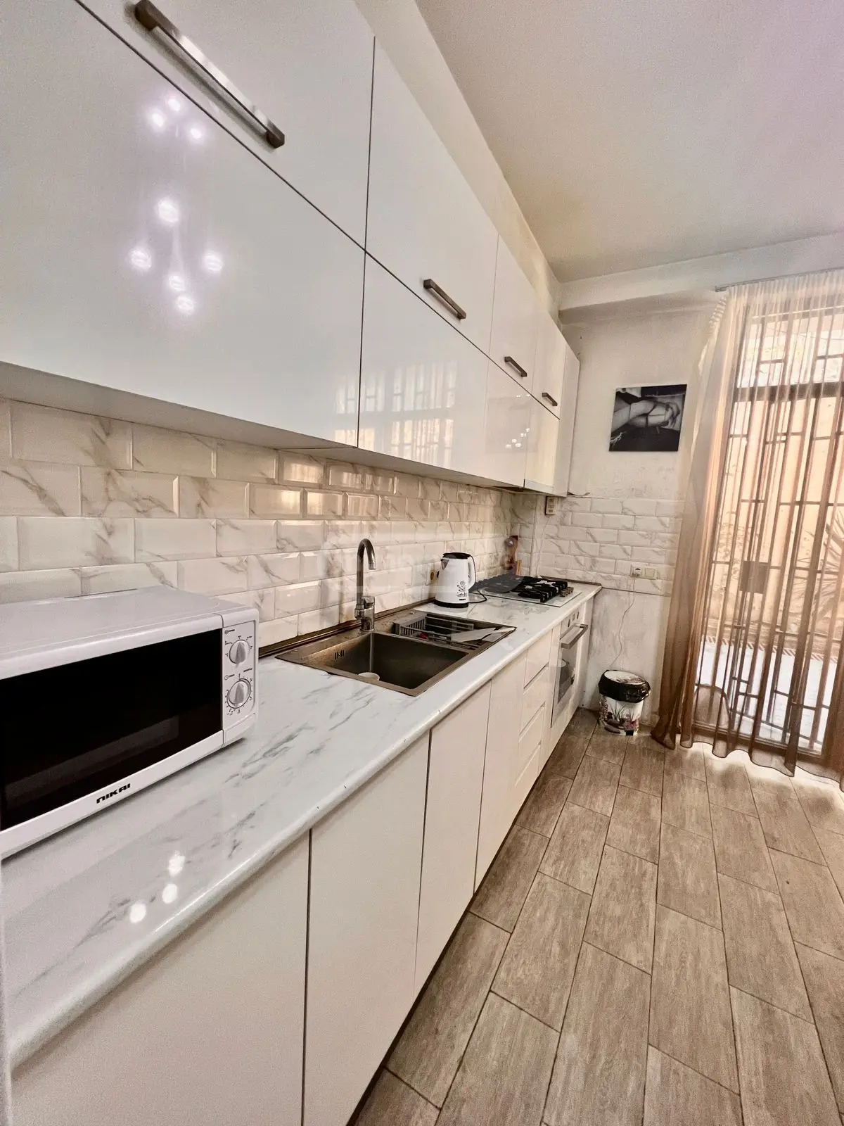 4 Room Apartment Daily Rent In Vake view 5