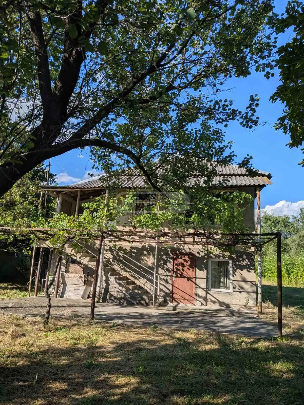 6 Room Private House For Sale view 1