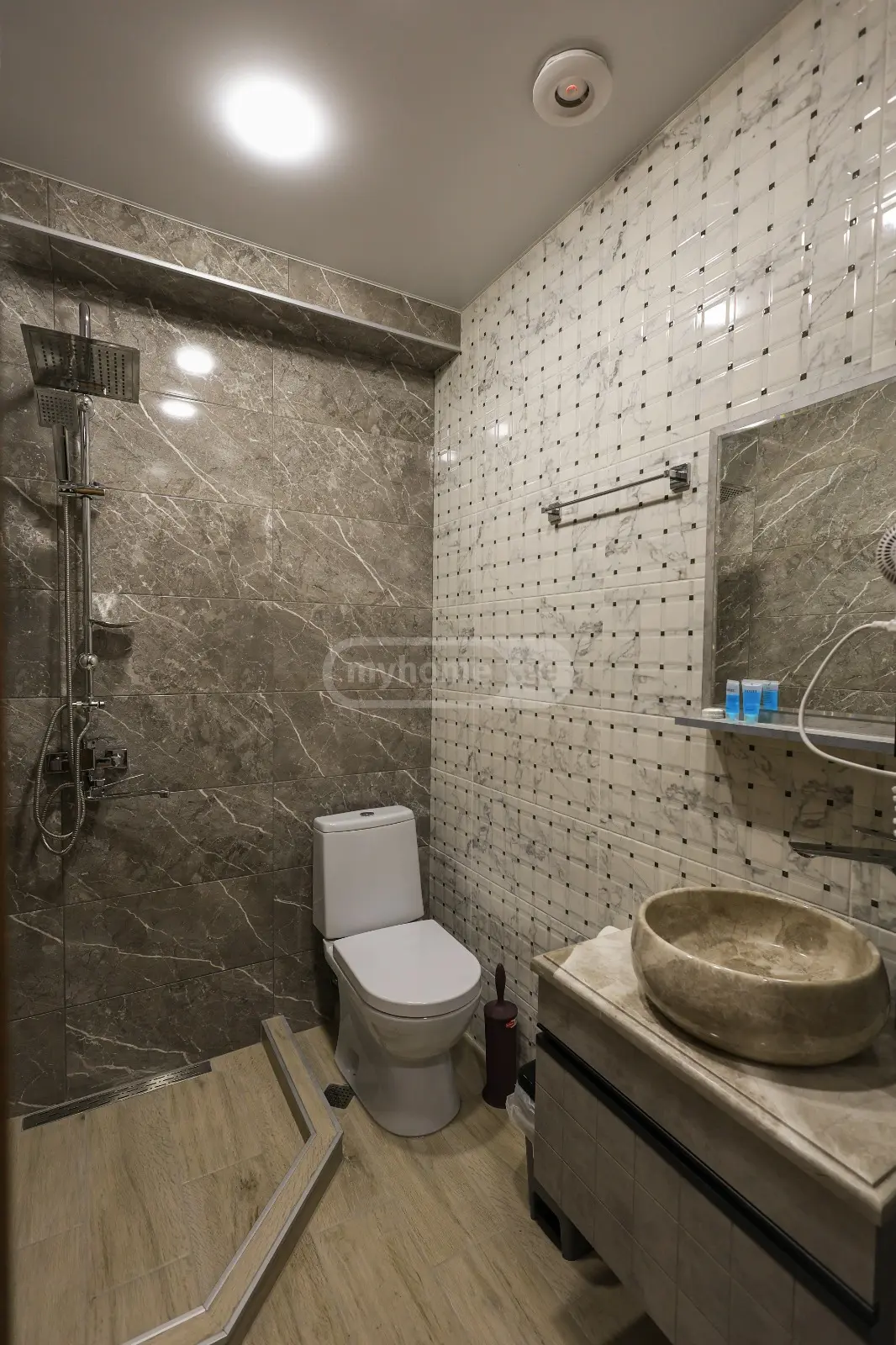 Продажа 7-комната Hotel view 16