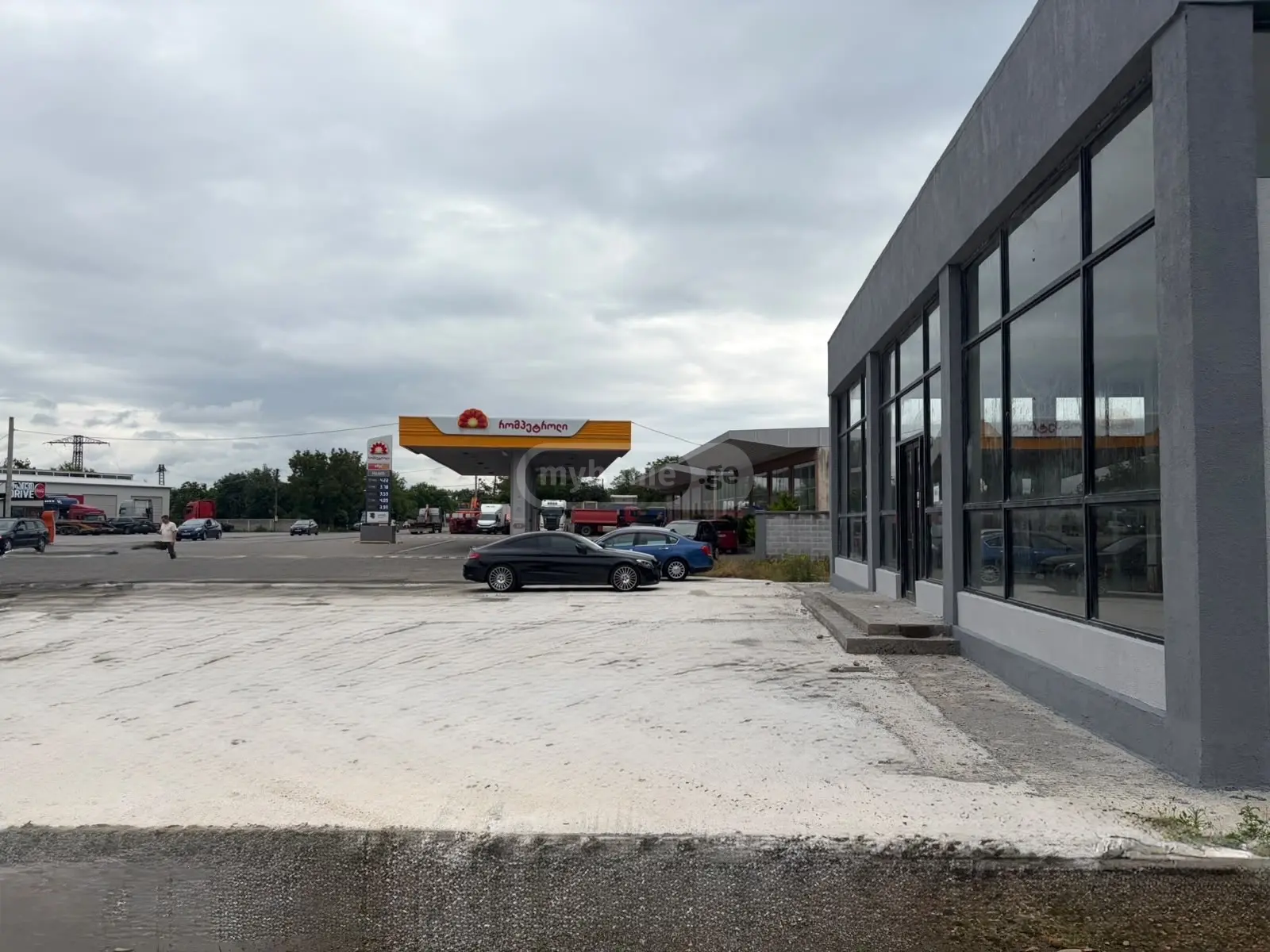 Universal Commercial Area For Rent In Tskaltubo view 1