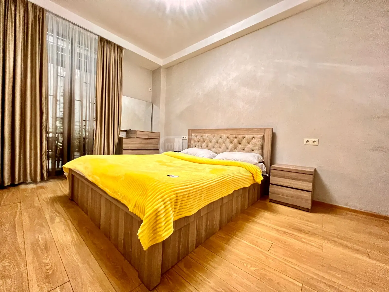 4 Room Apartment Daily Rent In Vake view 4